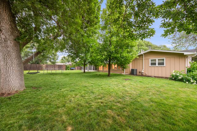 4326 El Rancho Drive, Davenport, IA 52806