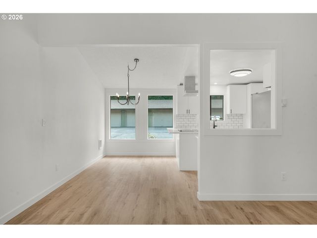 9020 Sw 130TH Ave, Beaverton, OR 97008