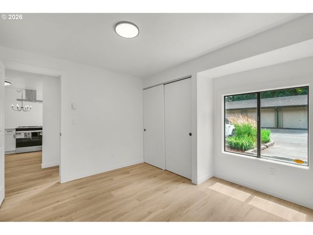 9020 Sw 130TH Ave, Beaverton, OR 97008