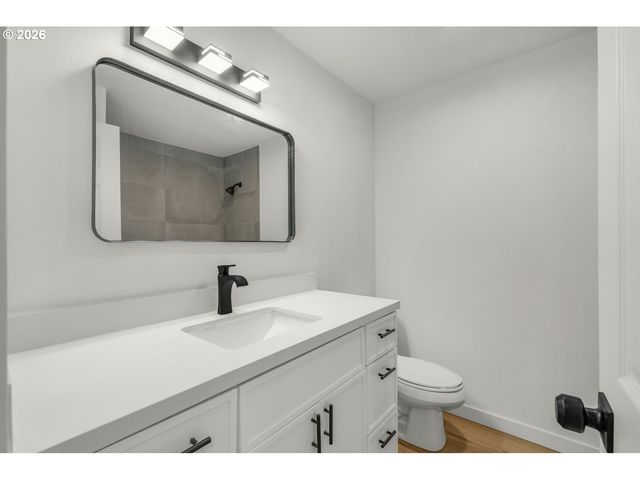 9020 Sw 130TH Ave, Beaverton, OR 97008