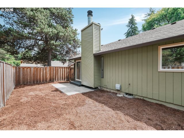 9020 Sw 130TH Ave, Beaverton, OR 97008