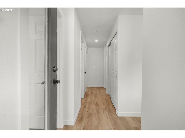 9020 Sw 130TH Ave, Beaverton, OR 97008