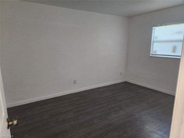 1919 Lillie ST, Fort Myers, FL 33916