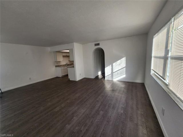 1919 Lillie ST, Fort Myers, FL 33916