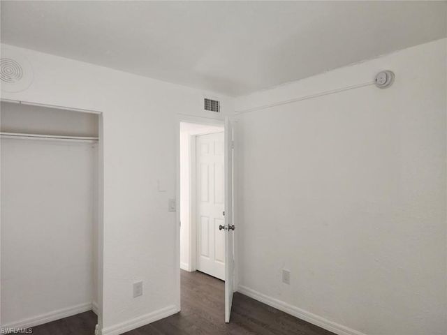 1919 Lillie ST, Fort Myers, FL 33916