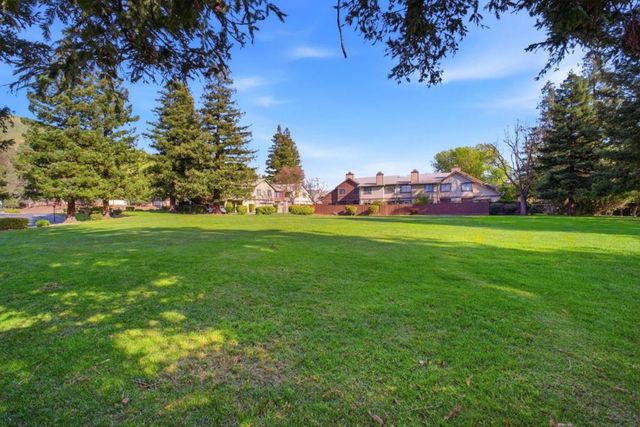 36004 Vallee Terrace, Fremont, CA 94536