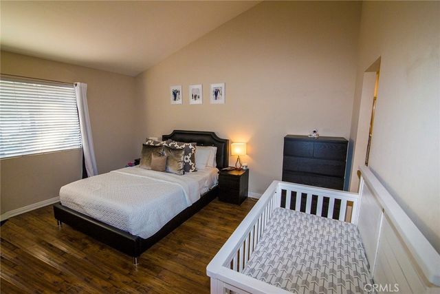 21535 Erwin Street 128, Woodland Hills, CA 91367
