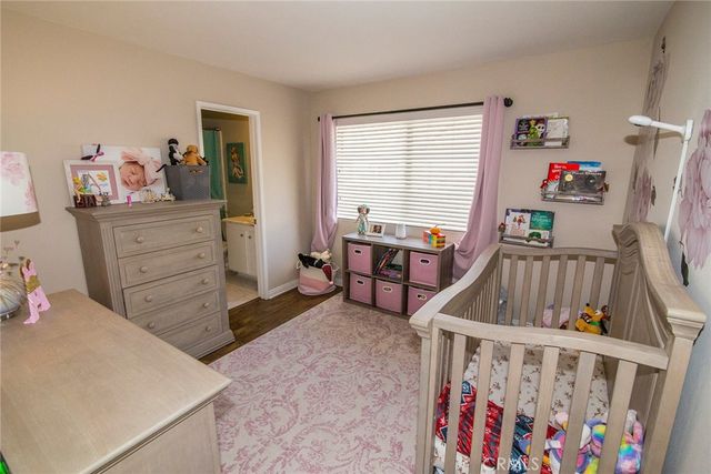 21535 Erwin Street 128, Woodland Hills, CA 91367