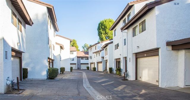 21535 Erwin Street 128, Woodland Hills, CA 91367