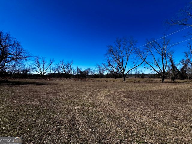 578 Vernon Woodard Road, Dublin, GA 31040