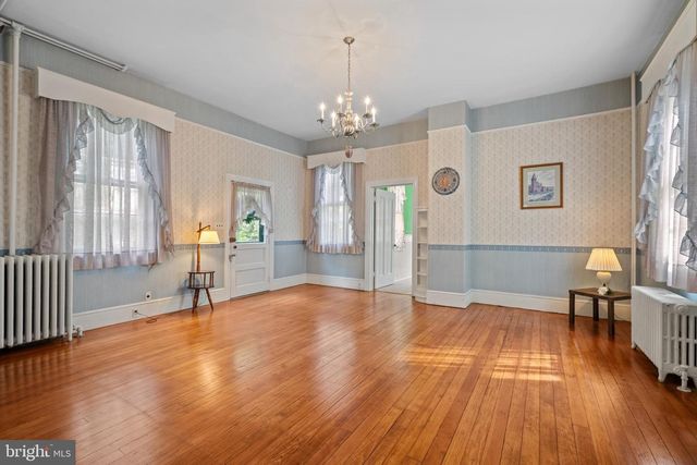 99 W BROADWAY, Salem, NJ 08079