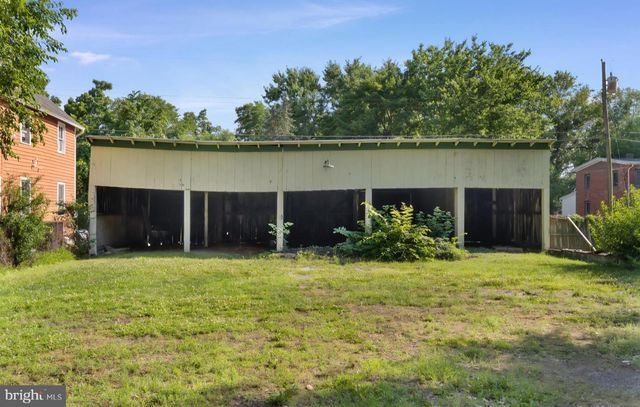99 W BROADWAY, Salem, NJ 08079