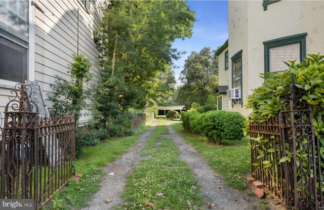99 W BROADWAY, Salem, NJ 08079