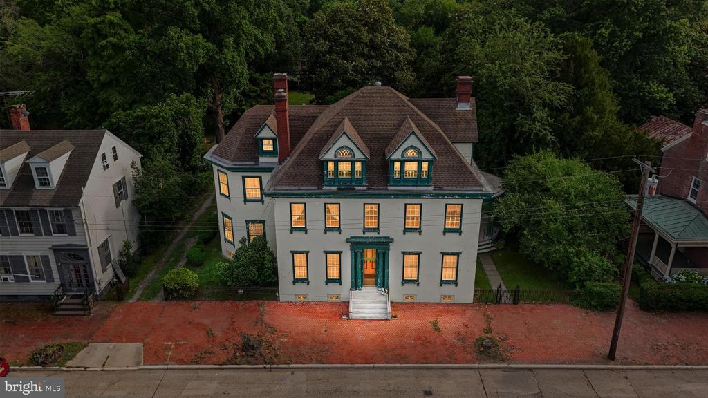 99 W BROADWAY, Salem, NJ 08079