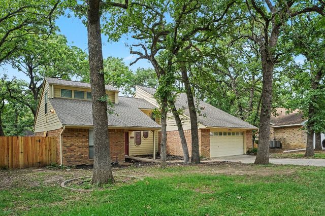 4715 Burning Springs Drive, Arlington, TX 76017