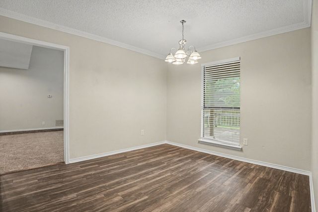 4715 Burning Springs Drive, Arlington, TX 76017
