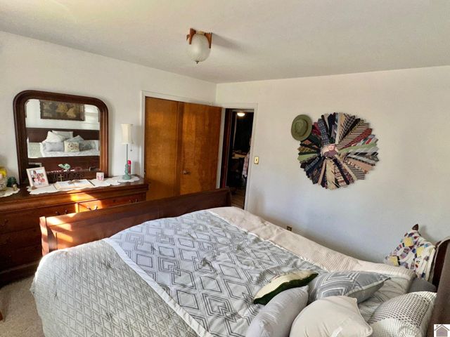 66 Skylark Street, Hickory, KY 42051