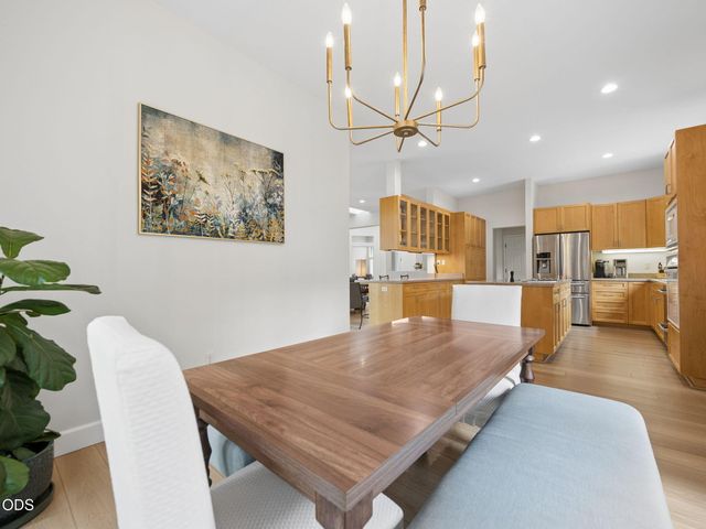 2311 Condor Drive, Redmond, OR 97756