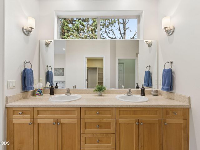 2311 Condor Drive, Redmond, OR 97756