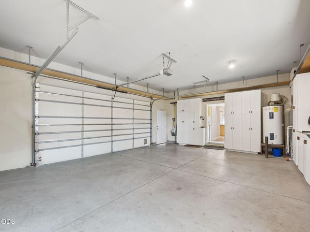 2311 Condor Drive, Redmond, OR 97756