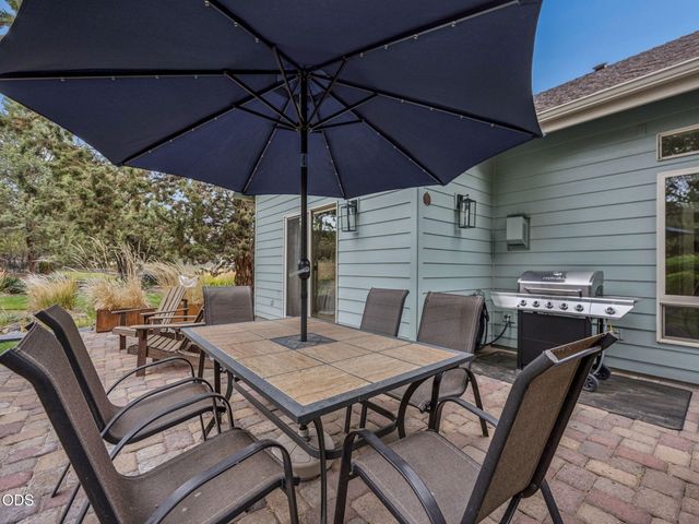 2311 Condor Drive, Redmond, OR 97756