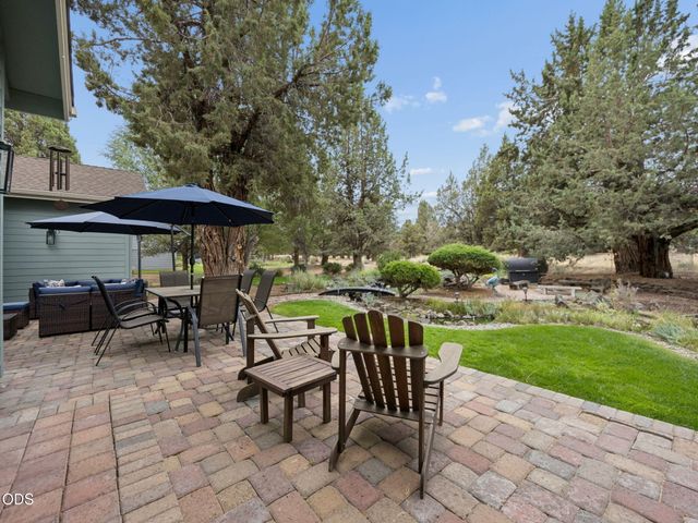 2311 Condor Drive, Redmond, OR 97756