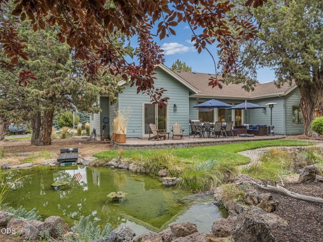2311 Condor Drive, Redmond, OR 97756