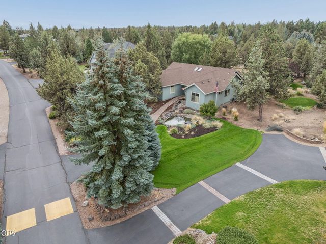 2311 Condor Drive, Redmond, OR 97756