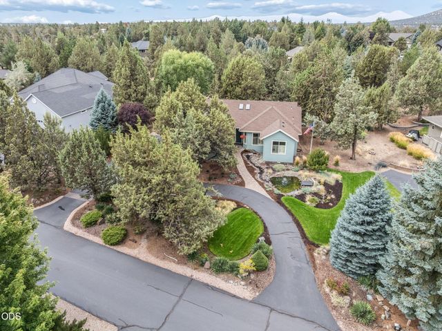2311 Condor Drive, Redmond, OR 97756