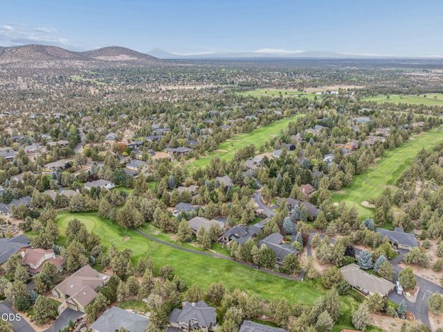 2311 Condor Drive, Redmond, OR 97756