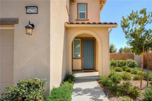 24218 Hillcrest, Corona, CA 92883