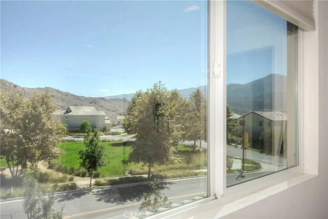 24218 Hillcrest, Corona, CA 92883
