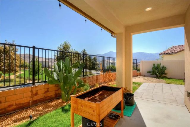 24218 Hillcrest, Corona, CA 92883