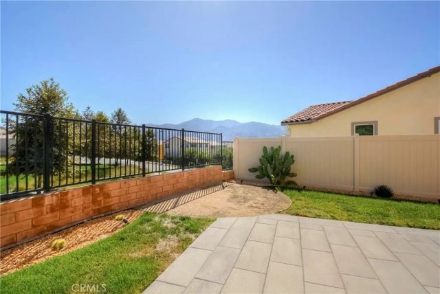 24218 Hillcrest, Corona, CA 92883