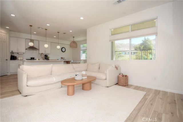 24218 Hillcrest, Corona, CA 92883