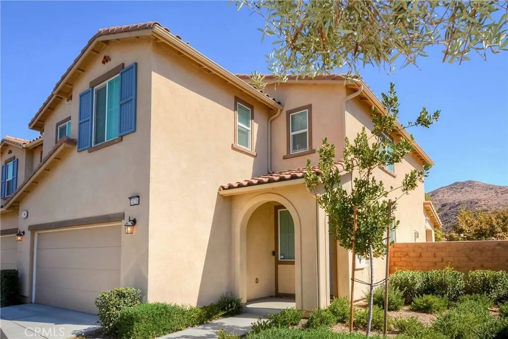 24218 Hillcrest, Corona, CA 92883