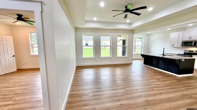 304 S. Bradford St, Arp, TX 75750
