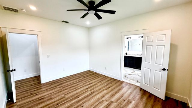 304 S. Bradford St, Arp, TX 75750