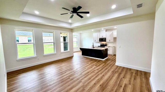 304 S. Bradford St, Arp, TX 75750