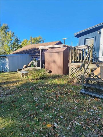 307 N 14th Street, Savannah, MO 64485