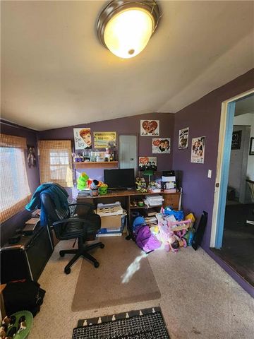 307 N 14th Street, Savannah, MO 64485