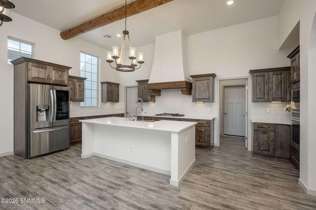3767 Archangel Avenue, Las Cruces, NM 88012