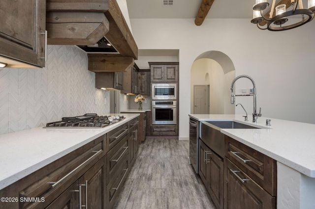 3767 Archangel Avenue, Las Cruces, NM 88012