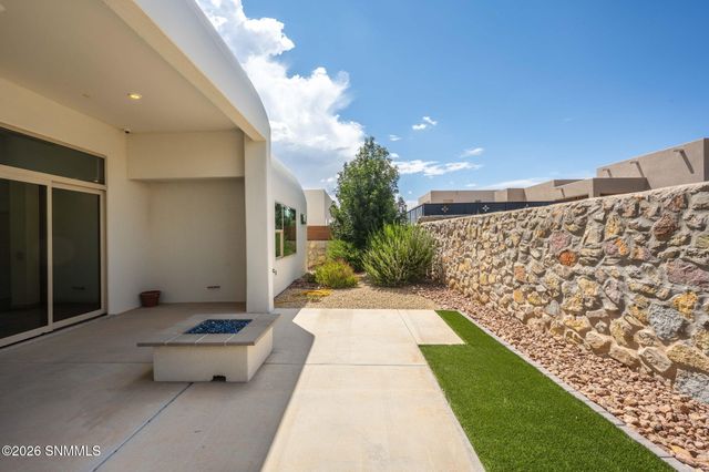 3767 Archangel Avenue, Las Cruces, NM 88012