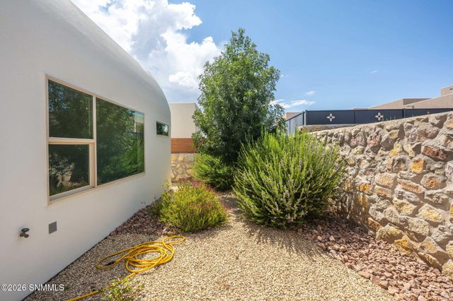 3767 Archangel Avenue, Las Cruces, NM 88012