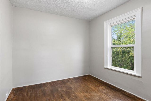 111 N Jefferson Street, Lowell, MI 49331