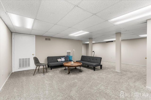 23 Drummond Way, Monroe, NJ 08831
