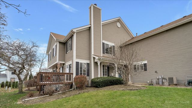 1312 Sandhurst Lane 1312, South Elgin, IL 60177
