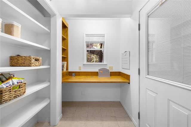 13058 Oak Forest Drive, Bryan, TX 77807