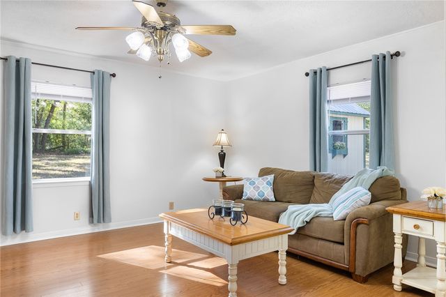 13058 Oak Forest Drive, Bryan, TX 77807